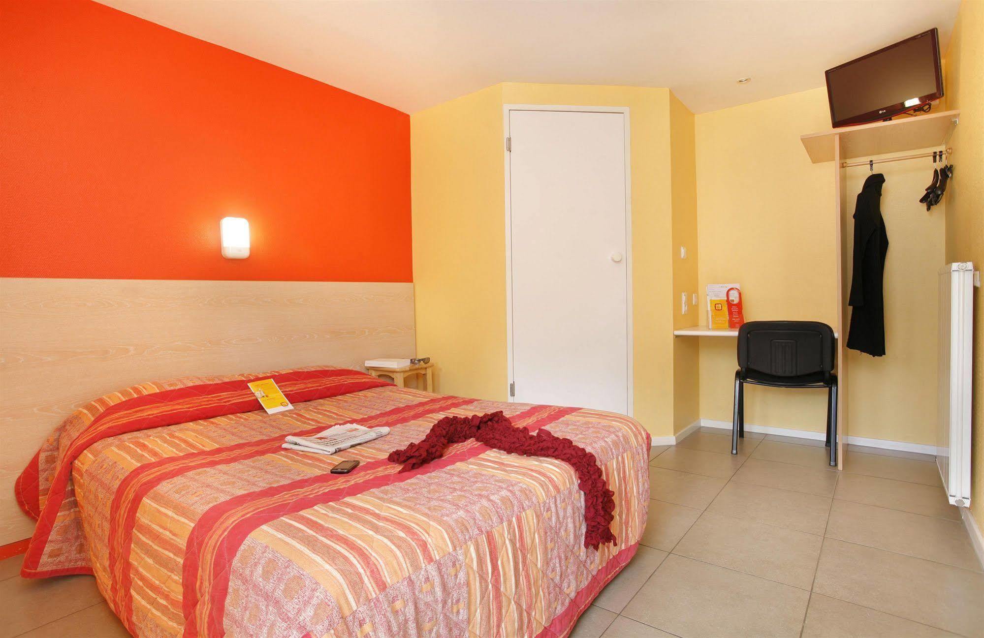 Terrasson Hotel Confort Le Moulin Rouge מראה חיצוני תמונה