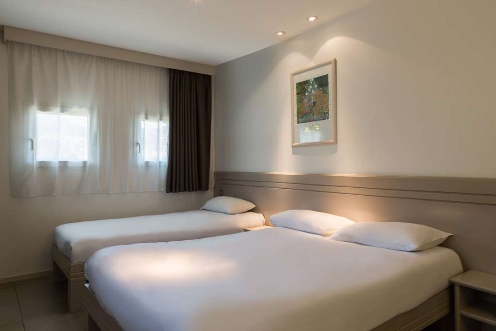 Terrasson Hotel Confort Le Moulin Rouge חדר תמונה