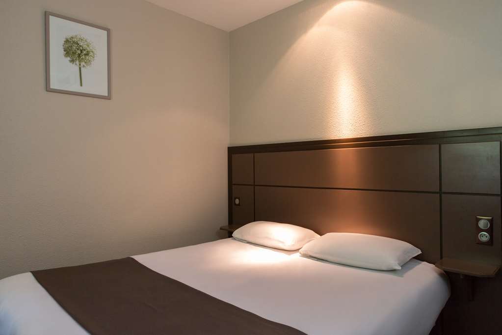 Terrasson Hotel Confort Le Moulin Rouge חדר תמונה