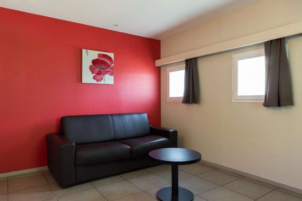 Terrasson Hotel Confort Le Moulin Rouge חדר תמונה